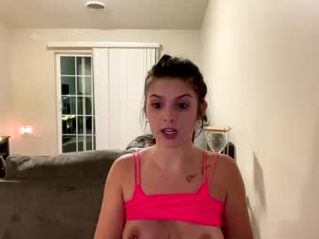 girl Milf & Teen Sex Cam Girls with taya_raelynn
