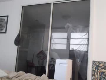girl
        frenchava cam image #1435489
