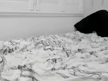 girl
        zarabelle_ cam image #3024883