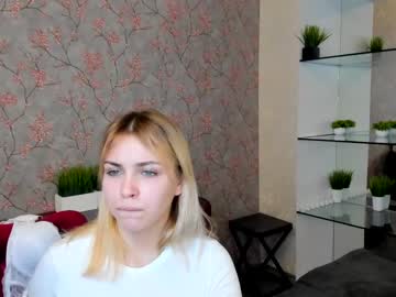 girl
        vanessa_coy_ cam image #1023541