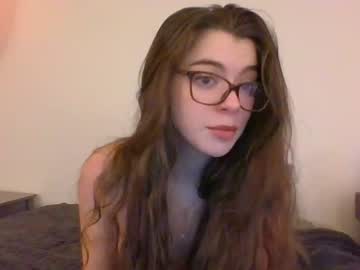 girl
        rosegold18 cam image #347350