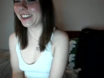 girl
        roxyhasmoxie cam image #301036