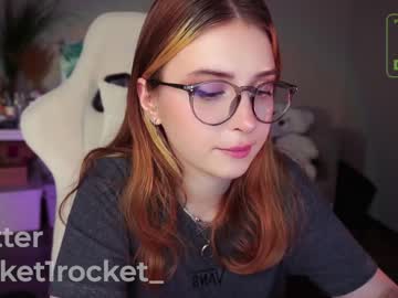 girl
        pocketrocket_ cam image #2958791