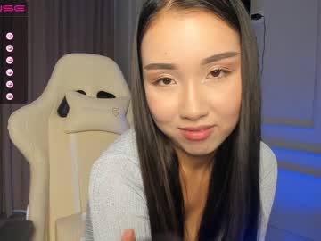 girl
        candy_ly cam image #2192070