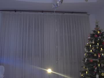 girl
        sophia_lean cam image #3074831