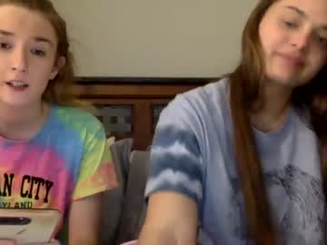 girl
        tanawaters cam image #25813