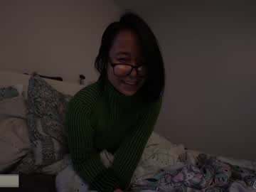 girl
        naughtynerdygirl cam image #311332