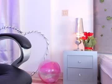 girl Milf & Teen Sex Cam Girls with luisa_cameron