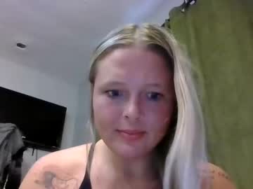 girl
        lilmspeachhh cam image #708228