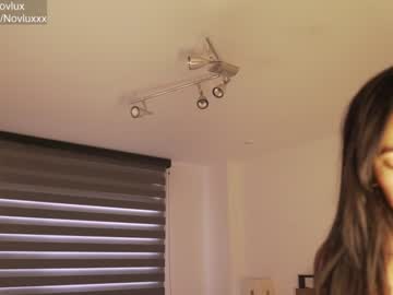 girl
        n_o_v_a cam image #3152217