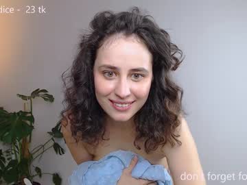 girl
        flaming_hotty cam image #1886221