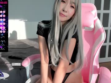girl
        keizzzy cam image #452512