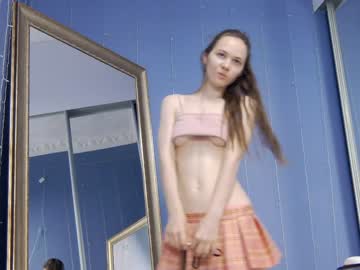 girl
        kriskras__ cam image #1970550