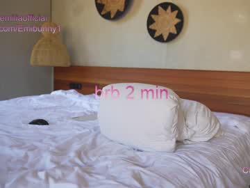 girl
        emilia98xxx cam image #1033371
