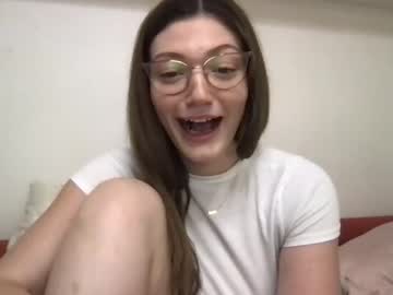 girl
        jacquelinexox cam image #2520994