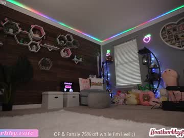 girl
        heatherbby cam image #1126156