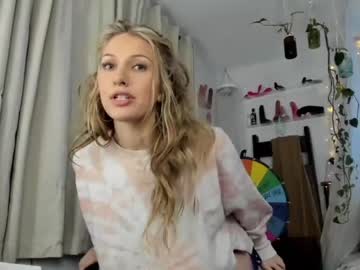 girl
        sexyashley_21 cam image #3362689