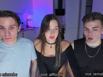 couple
        linkinsweeet cam image #2807542
