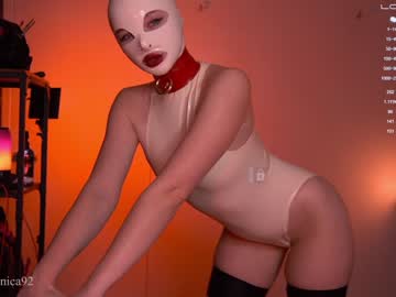 girl
        bronnica cam image #95244