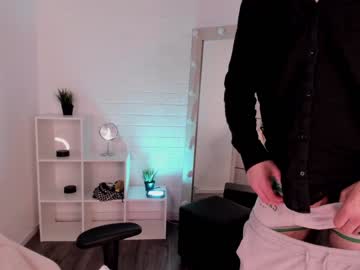 couple Milf & Teen Sex Cam Girls with grace_tomas