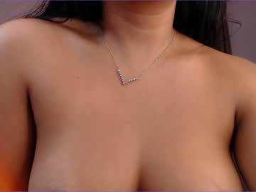 girl
        sofia_sakura cam image #1373717