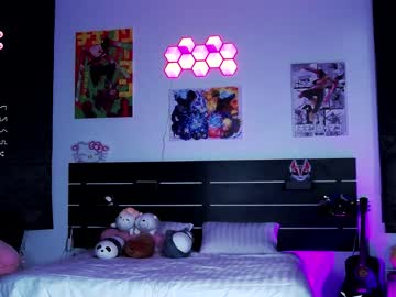 girl
        madnessalise cam image #2641459