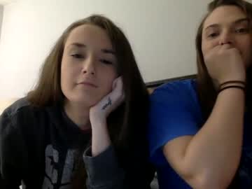 girl
        tanawaters cam image #32161