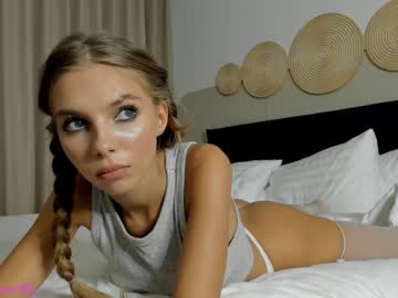 girl Milf & Teen Sex Cam Girls with justacuddlie