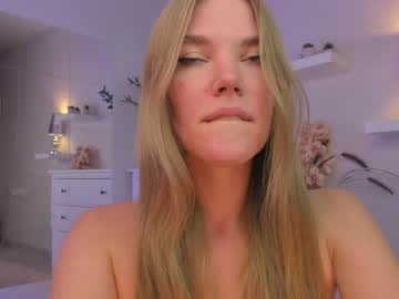 girl
        gosssip cam image #65832