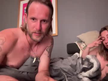 couple Milf & Teen Sex Cam Girls with lexiefixie