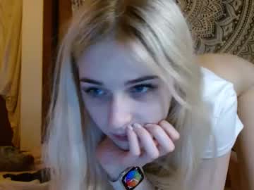 girl
        kikig535 cam image #1739857