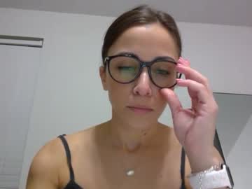 girl
        lexiii17 cam image #207553
