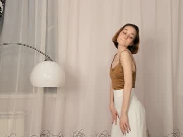 girl
        constancefyr cam image #1881806