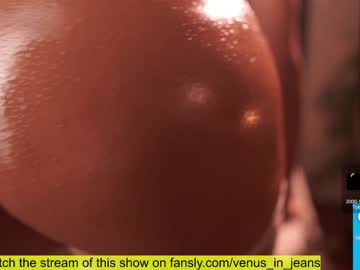 girl
        venus_in_jeans cam image #3021154