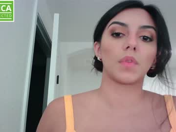 girl Milf & Teen Sex Cam Girls with genesismoselle