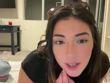 girl
        katerinavalentine cam image #3011344