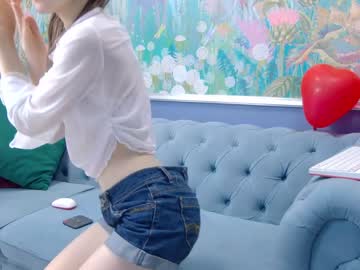 girl
        kriskras__ cam image #1022572