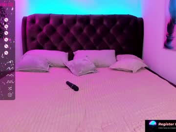 girl
        cute_mia__ cam image #740621