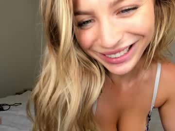 girl
        maryrouz cam image #1475307