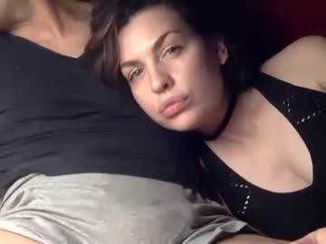couple
        tarian_xxx cam image #623721
