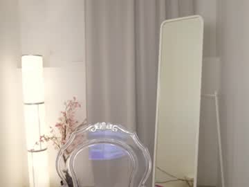girl
        charming_luna cam image #3107107