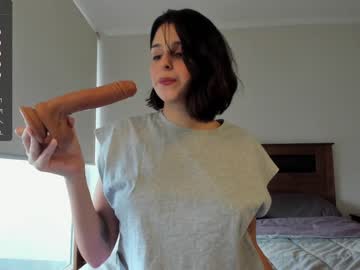 girl
        yourfreakygirl cam image #2339746