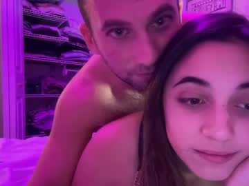 couple Milf & Teen Sex Cam Girls with beachbumbrad