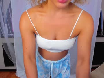 girl
        becky_blush cam image #165848