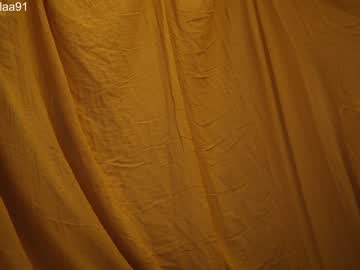 girl
        ellaa91 cam image #3351661