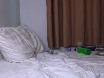girl
        sarah__marlow__ cam image #1510165