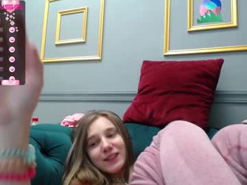 girl
        nancycute__ cam image #2060314