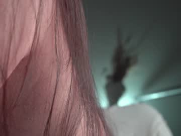 girl
        mystikei cam image #999136