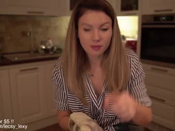 girl
        lecsy cam image #268618