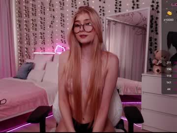 girl
        vonnalein cam image #2637626